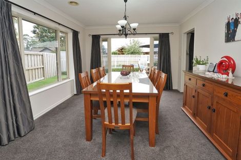 Photo of property in 18 Burgundy Court, Rototuna, Hamilton, 3210