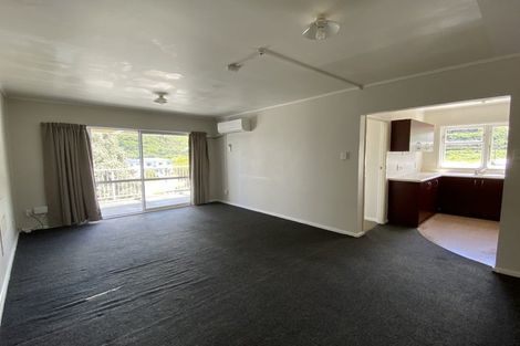 Photo of property in 95 Farmer Crescent, Taita, Lower Hutt, 5011
