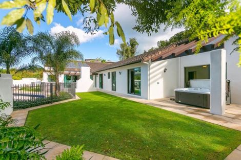 Photo of property in 186e Heta Road, Highlands Park, New Plymouth, 4312