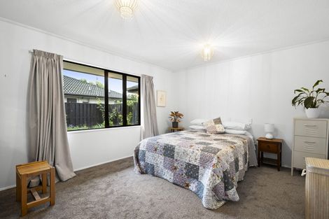 Photo of property in 5 Villa Grove, Ilam, Christchurch, 8041