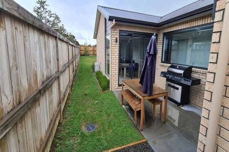 Photo of property in 16b Marine Garden Crescent, Beachlands, Auckland, 2018