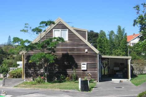 Photo of property in 23 Caspian Close, New Lynn, Auckland, 0600