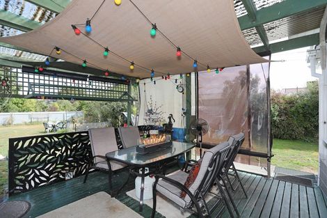 Photo of property in 16 Lyon Street, Marton, 4710