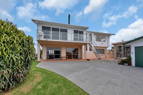 Photo of property in 138 Marsden Point Road, Ruakaka, 0116