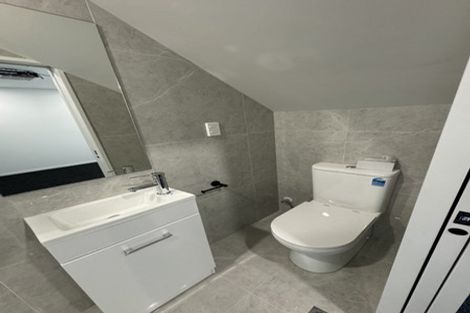 Photo of property in 1/18 Hetherington Road, Ranui, Auckland, 0612