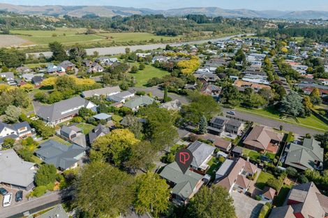 Photo of property in 17 Earl Place, Hokowhitu, Palmerston North, 4410