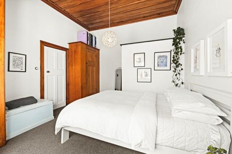 Photo of property in 14 Colenso Avenue, Hospital Hill, Napier, 4110