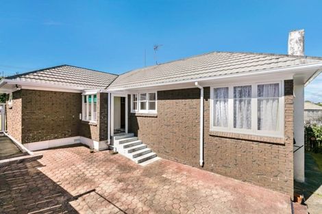 Photo of property in 13a Rogan Street, Mount Roskill, Auckland, 1041