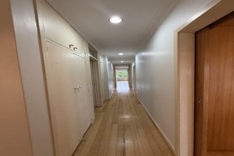 Photo of property in 13 Peter Terrace, Castor Bay, Auckland, 0620