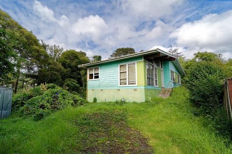 Photo of property in 12 Titchener Street, New Lynn, Auckland, 0600