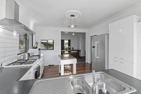 Photo of property in 13a Kawiu Road, Levin, 5510