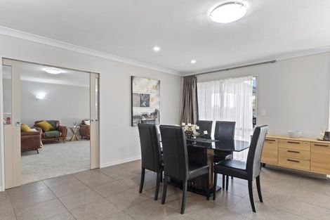 Photo of property in 21 Old Barn Road, Opaheke, Papakura, 2584