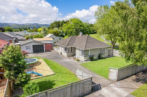 Photo of property in 2 Holdsworth Avenue, Trentham, Upper Hutt, 5018