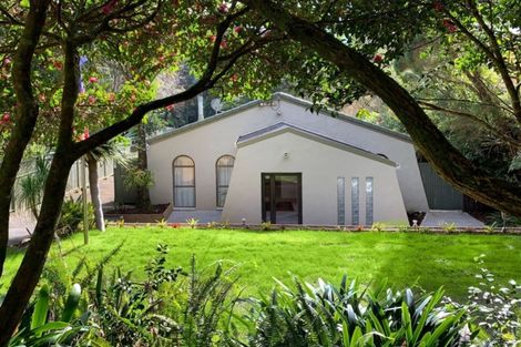 Photo of property in 17 Opanuku Road, Henderson Valley, Auckland, 0612