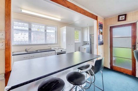 Photo of property in 12 Statesman Street, Henderson, Auckland, 0612