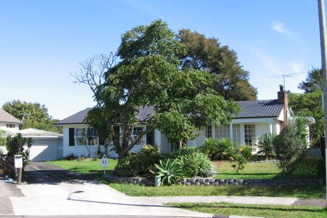 Photo of property in 11 Hemsway Place, Sunnyhills, Auckland, 2010