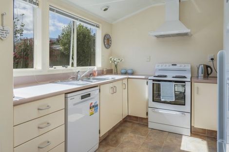 Photo of property in 2/81 Kingsford Drive, Stoke, Nelson, 7011