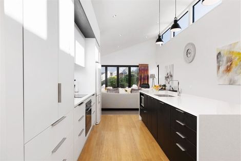 Photo of property in 1 Mcfaddens Road, St Albans, Christchurch, 8052