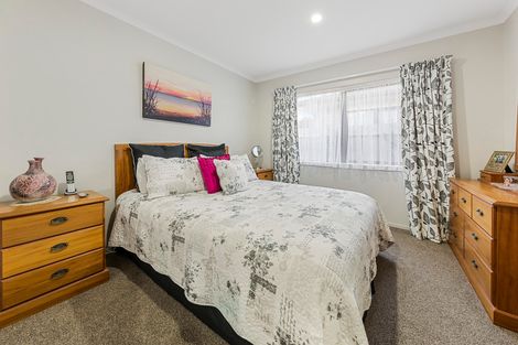 Photo of property in 2a Campbell Street, Waiuku, 2123