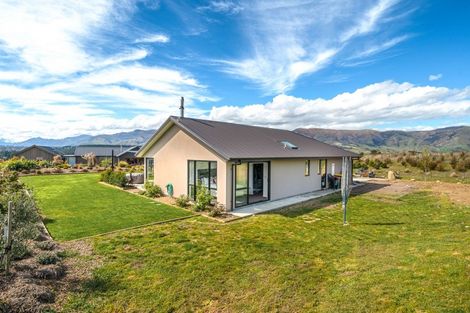 Photo of property in 15 Jackson Rise, Luggate, Wanaka, 9383