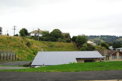 Photo of property in 5 Roy Crescent, Concord, Dunedin, 9018