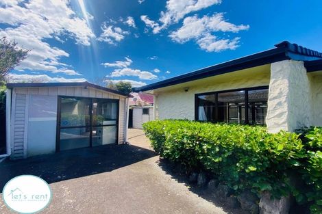 Photo of property in 11 Walter Strevens Drive, Conifer Grove, Takanini, 2112