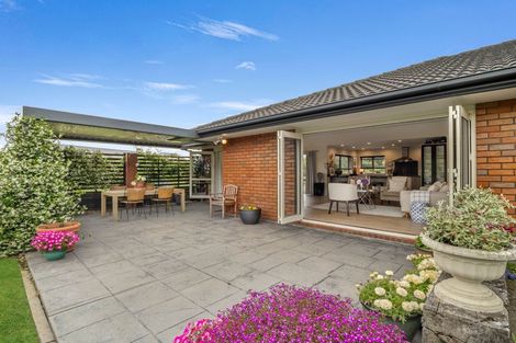 Photo of property in 20 Teviotview Place, Amberley, 7410