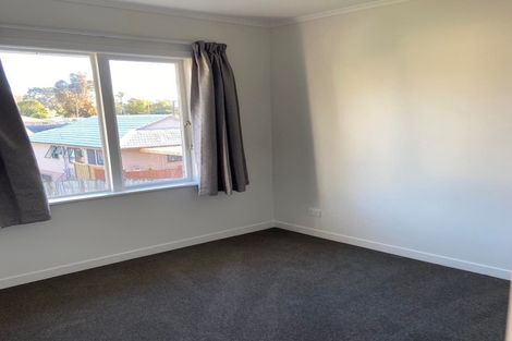 Photo of property in 3 Adriatic Avenue, Henderson, Auckland, 0612