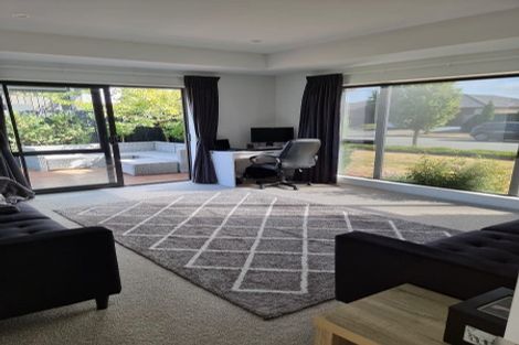 Photo of property in 74 Bradwell Crescent, Halswell, Christchurch, 8025