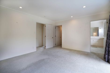 Photo of property in 9 Balcairn Place, Terrace End, Palmerston North, 4410
