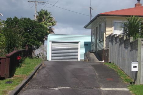 Photo of property in 2/14 Quebec Road, Milford, Auckland, 0620