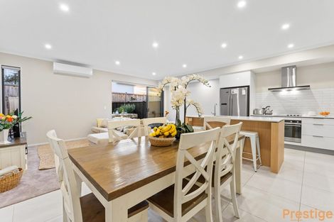 Photo of property in 5 Cambie Avenue, Red Beach, 0932