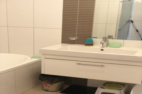 Photo of property in Bellagio Apartments, 9e/39 Taranaki Street, Te Aro, Wellington, 6011