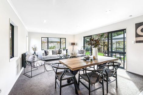 Photo of property in 16 Twin Willow Close, Cambridge, 3434