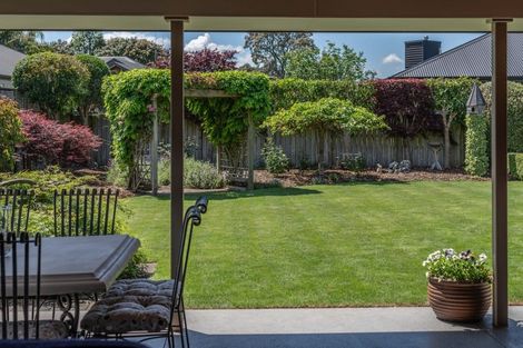 Photo of property in 8 Cooper Crescent, Cambridge, 3434