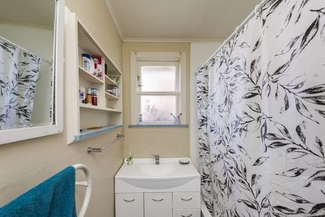 Photo of property in 34 Galway Avenue, Hokowhitu, Palmerston North, 4410