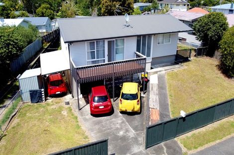 Photo of property in 147 Reeves Road, Pakuranga Heights, Auckland, 2010