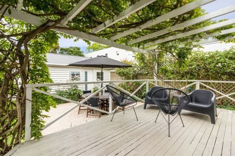 Photo of property in 3 Totara Street, Marton, 4710