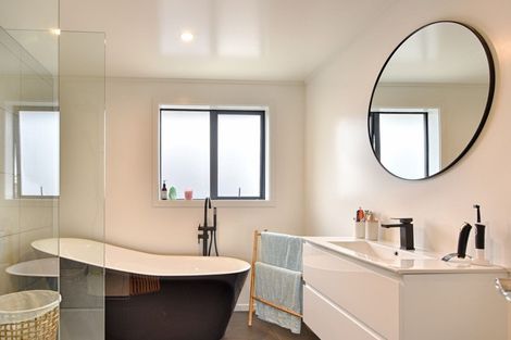 Photo of property in 19 Charlton Road, Gore, 9710