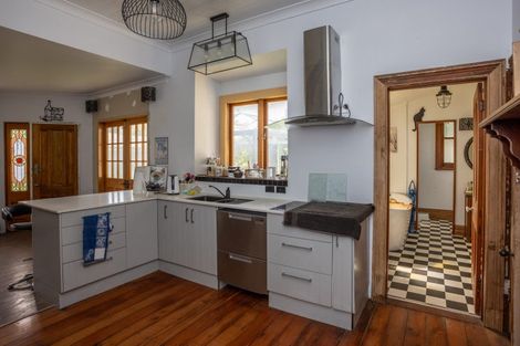 Photo of property in 92 Mcgrath Street, Napier South, Napier, 4110