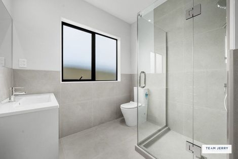 Photo of property in 6 Wild Flower Way, Karaka, Papakura, 2113