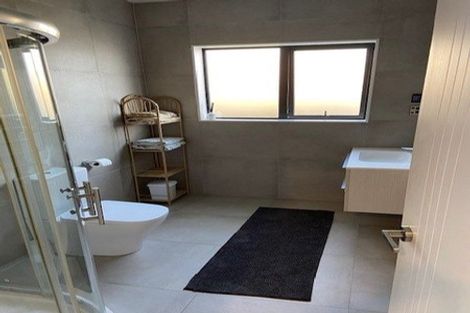 Photo of property in 29 Tawa Place, Orewa, 0931