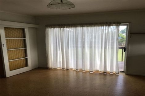 Photo of property in 46 Advene Road, Cockle Bay, Auckland, 2014