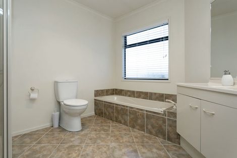 Photo of property in 17 Whetu Place, Nukuhau, Taupo, 3330