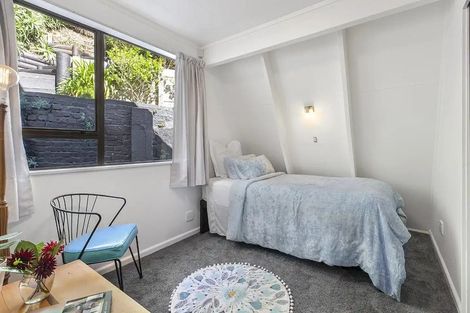 Photo of property in 49 Mantell Street, Seatoun, Wellington, 6022