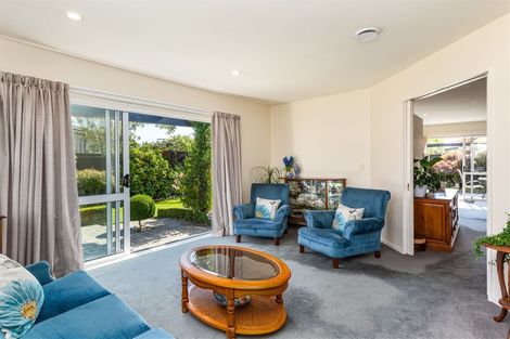 Photo of property in 17 Clarevale Street, Burwood, Christchurch, 8083