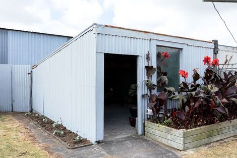 Photo of property in 11 Standish Street, Inglewood, 4330