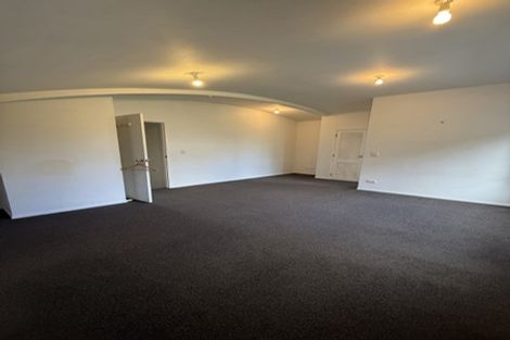 Photo of property in 23 James Paige Lane, Riverhead, Albany, 0793