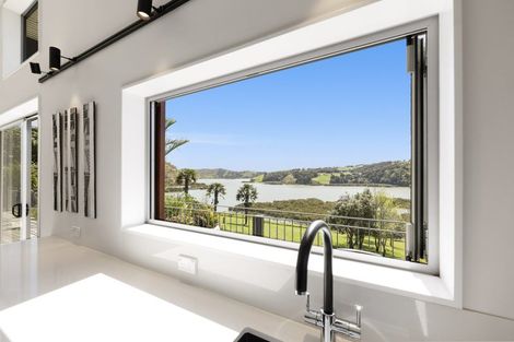 Photo of property in 119 Manu Drive, Kaiwaka, 0573