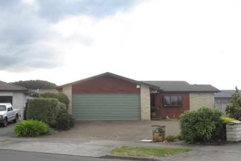 Photo of property in 34 Hyatt Grove, Greenmeadows, Napier, 4112